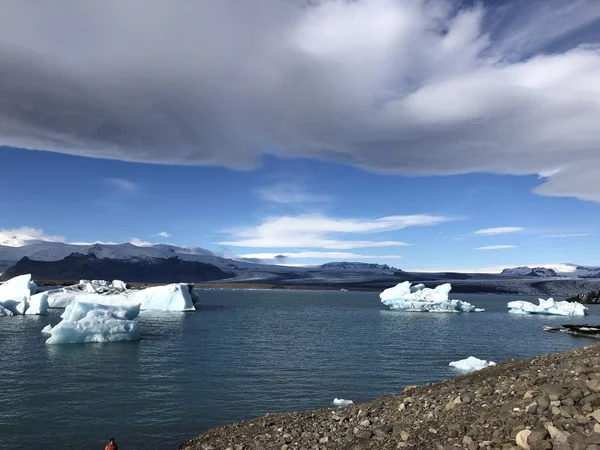 Глобальное потепление, вызывающее таяние льда — стоковое фото