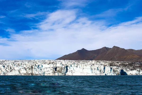 Λιμνοθάλασσα Jökulsárlón Glacier στη Νότια Ισλανδία — Φωτογραφία Αρχείου