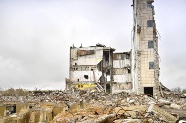 Yıkım, bir büyük endüstriyel tesis bertarafı
