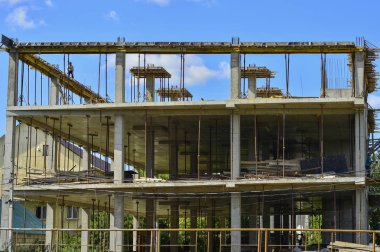 Kazık, döşeme, kiriş yeni binanın çerçeve inşaatı