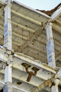 Yıkım, bir büyük endüstriyel tesis bertarafı