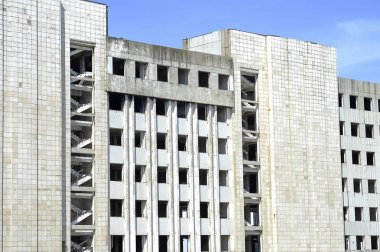 Yıkım ve büyük sanayi kuruluş kalıntıları sökülmesi