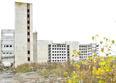 Yıkım, bir büyük endüstriyel tesis bertarafı.