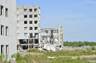 Yıkım, bir büyük endüstriyel tesis bertarafı