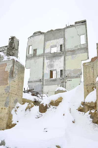 Yıkım, bir büyük endüstriyel tesis bertarafı