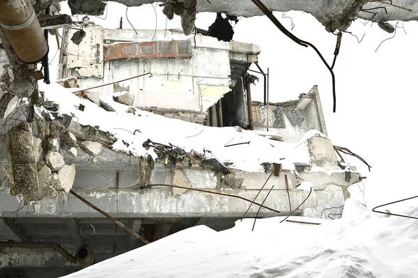 Yıkım, bir büyük endüstriyel tesis bertarafı