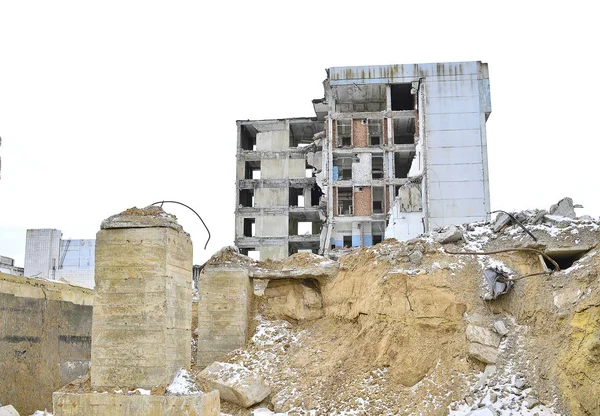 파괴 된 산업 빌딩의 — 스톡 사진