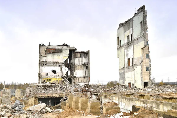 Yıkım, bir büyük endüstriyel tesis bertarafı