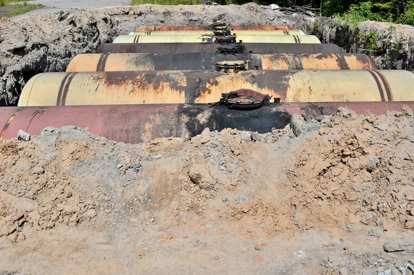 Grandes Tanques Metal Están Enterrados Suelo Almacén Producción — Foto de Stock