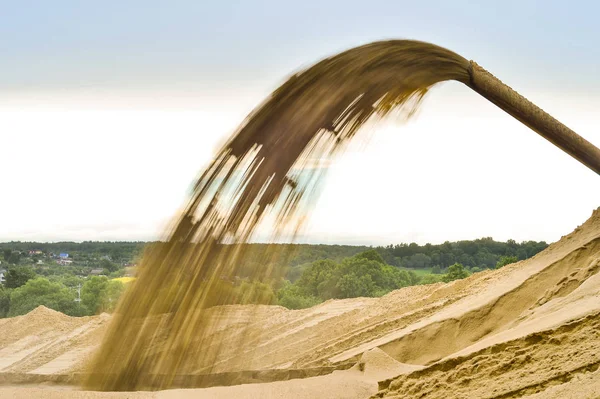 Industrial sand mining pumping out the pumping station. Background. — Stock Photo, Image