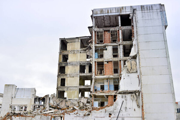 Demolition and dismantling of the remnants of the large industrial enterprise.