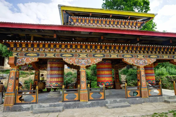 Turning Mantra in Bhutan — Stock Photo, Image