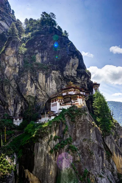Ünlü kaplanlar yuva Tapınağı Bhutan'da görünümüne