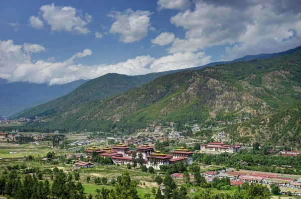 Vy över Timphu i Bhutan — Stockfoto
