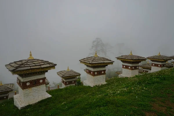 Dochula passera Bhutan Himalaya — Stockfoto