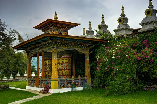 Vue sur Temple au Bhoutan — Photo