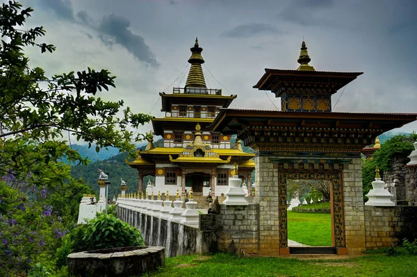 Vue sur Temple au Bhoutan — Photo