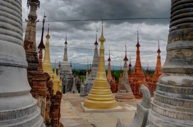Shwe Inn Thein paya yakınındaki Inle Lake Myanmbar Burma Nyaung Shwe
