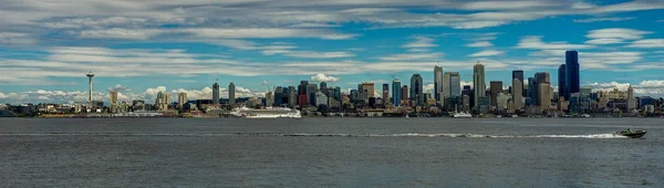 City View felé Seattle-ben a Space tű és a Skyline Washingt — Stock Fotó