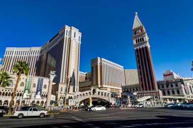 Cosmopoliten Hotel Las Vegas n Eyfel Kulesi ile doğru görünümü
