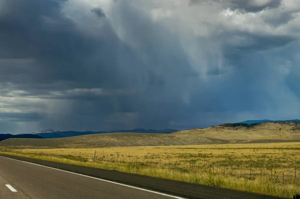 Empty Street para Bryce Canyon em Utah Estados Unidos da América — Fotografia de Stock