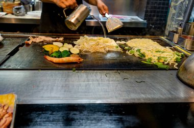 Okonomiyaki Kyoto Japonya'da yapma Şef