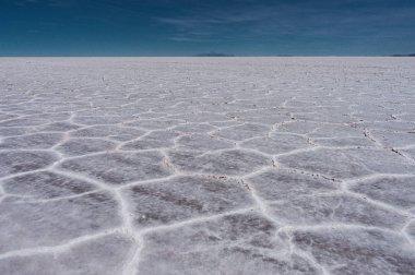Salar de Uyuni çöl Altiplano Bolivya'daki tuz daireler