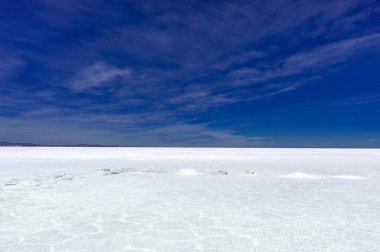 Salar de Uyuni çöl Altiplano Bolivya'daki tuz daireler