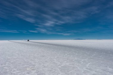 Salar de Uyuni çöl Altiplano Bolivya'daki tuz daireler