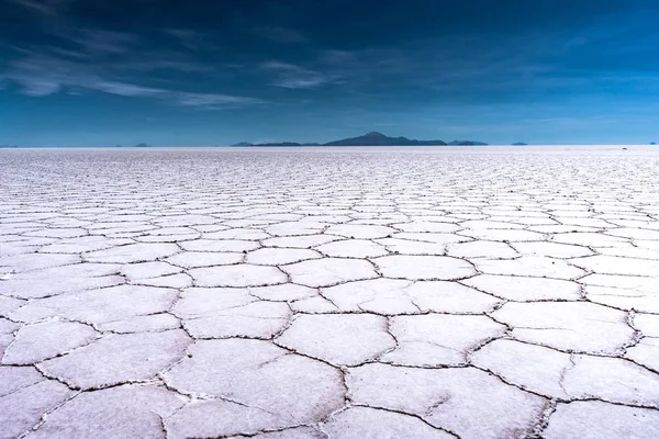 Salar de Uyuni çöl Bolivya'daki tuz daireler — Stok fotoğraf