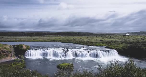 4k Timelapse Video klip Summertime Faxifoss Island, velký vodopád, Faxi nebo Vatnsleysufoss vodopád se nachází na Golden Circle, populární turistické stezky východně od Reykjavíku. — Stock video