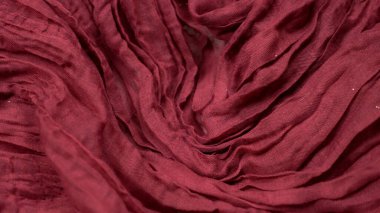 Kumaş arka plan. Buruşuk Burgonya kumaşından buruşuk buruşuk ve yağlı kumaşlar. Boşluğu kopyala