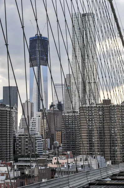 NYC Skyline vanaf de Brooklyn Bridge — Stockfoto