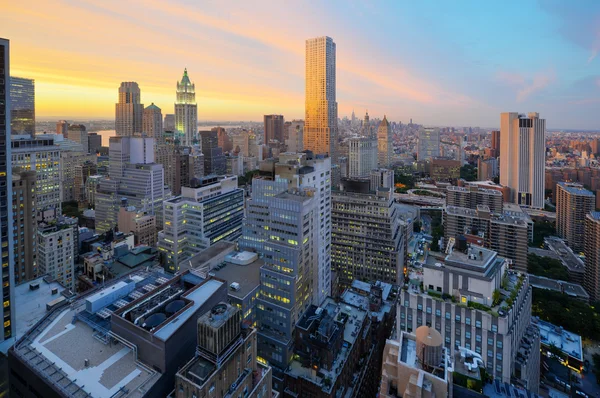 New York skyline au coucher du soleil — Photo