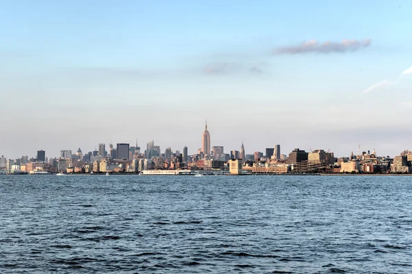 Нью-Йорк Skyline из Джерси-Сити — стоковое фото