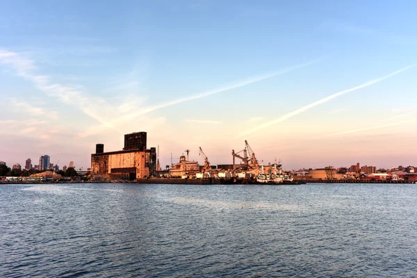 The Red Hook Grain Terminal — Stock Photo, Image