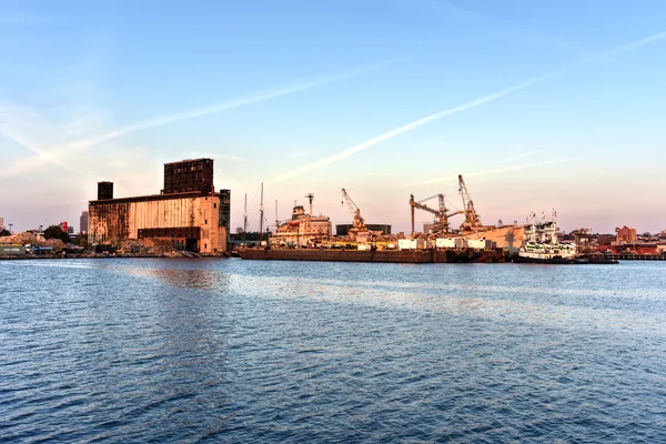 The Red Hook Grain Terminal — Stock Photo, Image