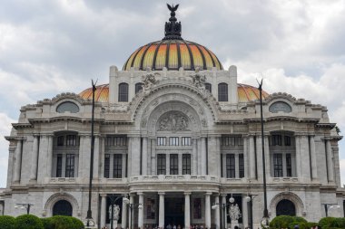 Güzel Sanatlar Sarayı/Palacio de Bellas Artes - Mexico City, Meksika.