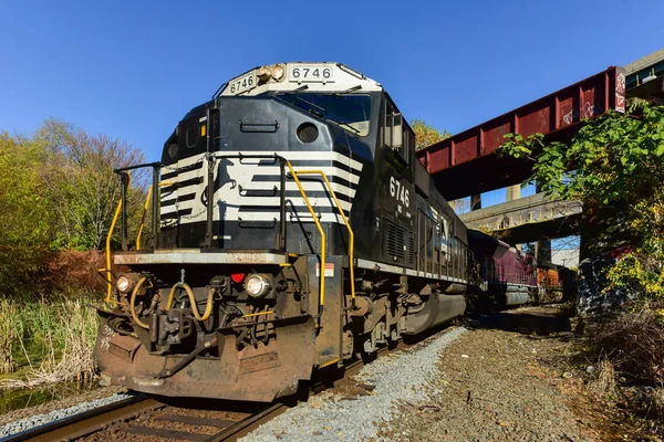 Pociąg towarowy w Jersey City, New Jersey — Zdjęcie stockowe