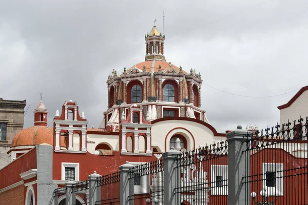 Kerk van Santo Domingo - Puebla, Mexico — Stockfoto