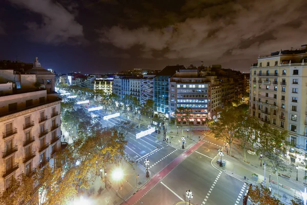 Paseo de Gracia de noche - Barcelona, España — Foto de Stock