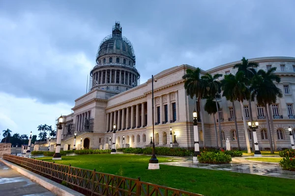 国家资本大厦-哈瓦那古巴 — 图库照片
