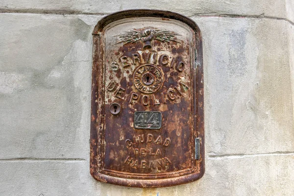 Polizei service box - havana, kuba — Stockfoto