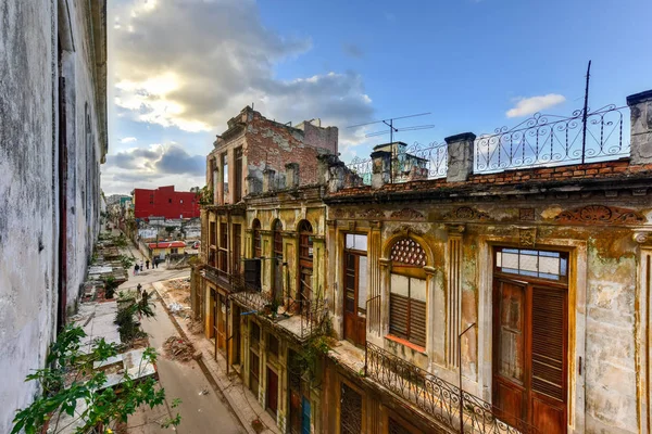 Edificio Viejo - La Habana, Cuba — Foto de Stock