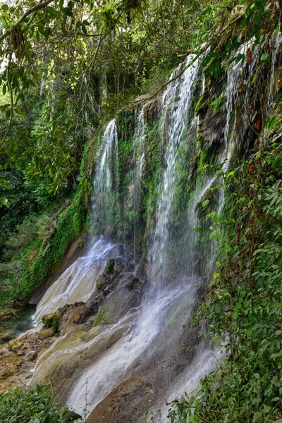El Nicho wodospady na Kubie — Zdjęcie stockowe