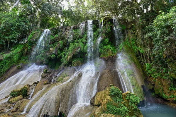 El Nicho wodospady na Kubie — Zdjęcie stockowe