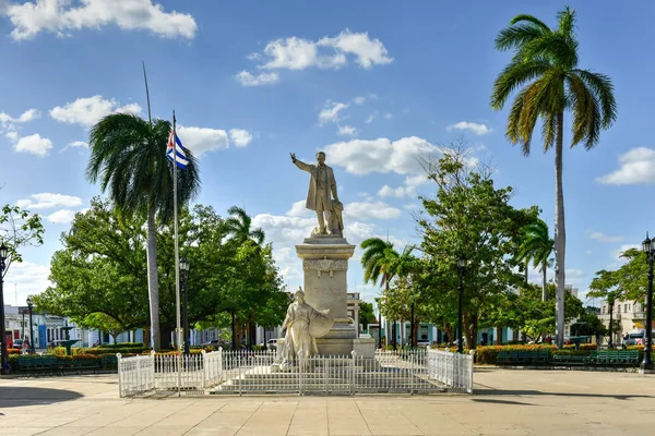 호세 마티 공원-Cienfuegos, 쿠바 — 스톡 사진
