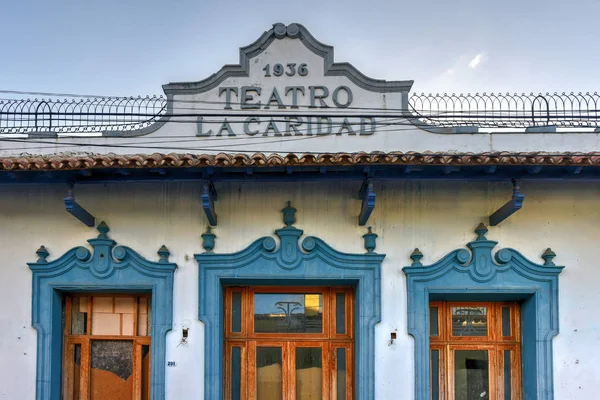Teatro de la Caridad - Trinidad, Cuba — Foto de Stock