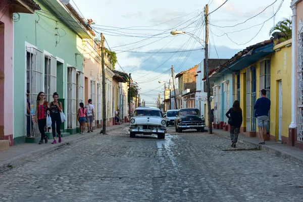 Klasické auto - Trinidad, Kuba — Stock fotografie