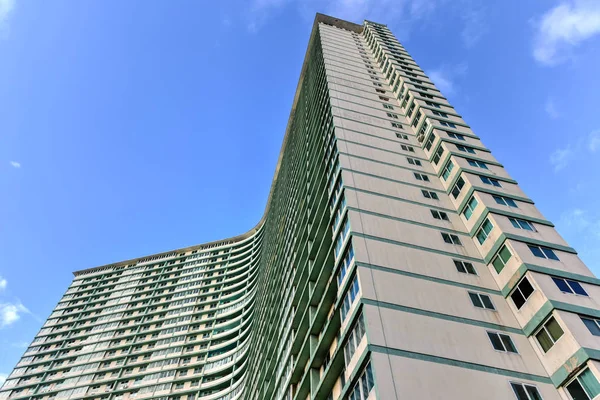 Edificio FOCSA - La Habana, Cuba — Foto de Stock